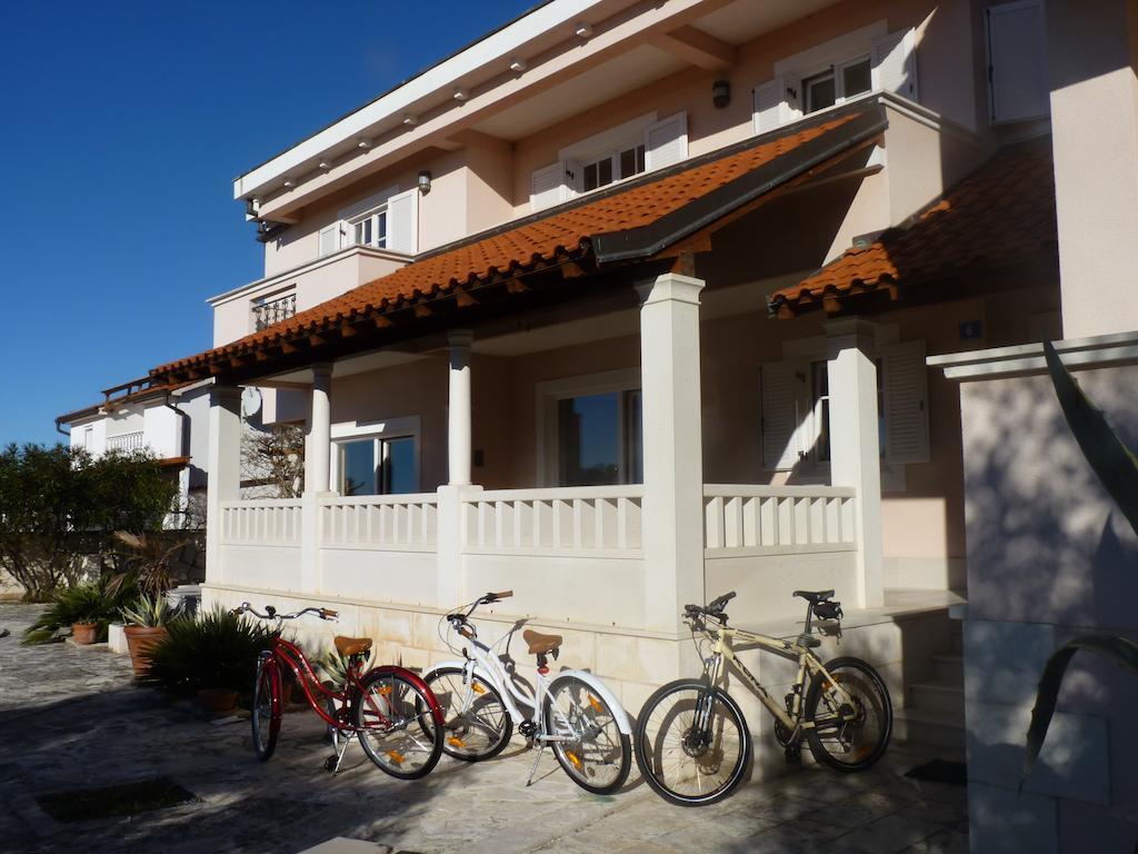Apartments Villa Marnii Kožino Kültér fotó