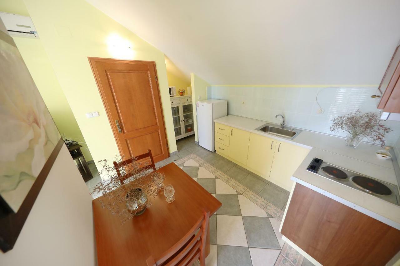 Apartments Villa Marnii Kožino Kültér fotó