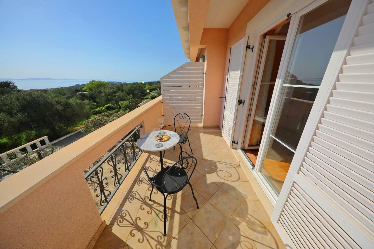 Apartments Villa Marnii Kožino Kültér fotó