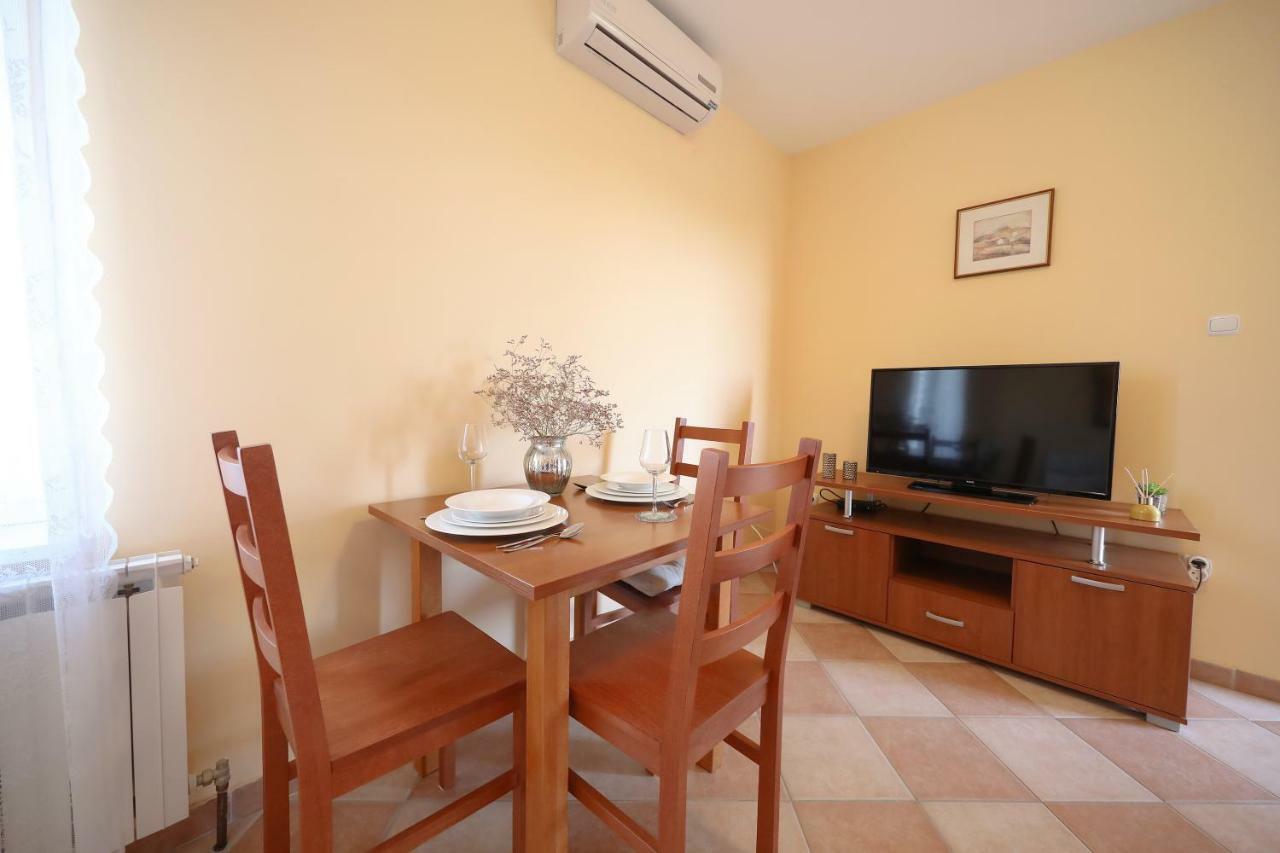 Apartments Villa Marnii Kožino Kültér fotó