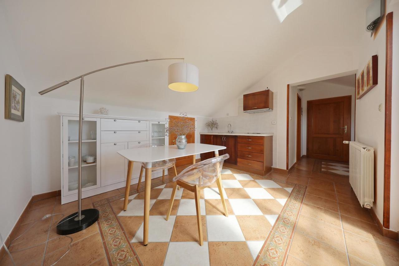 Apartments Villa Marnii Kožino Kültér fotó
